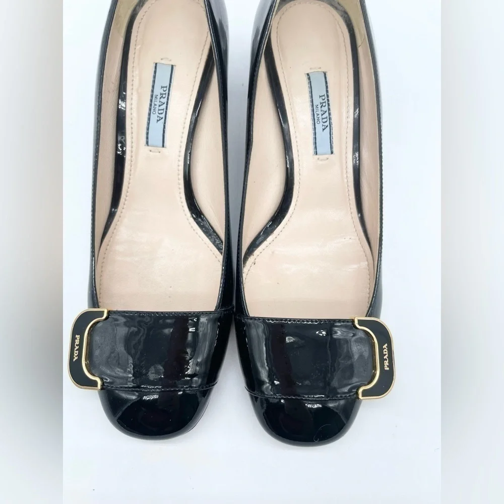 Prada Black Patent leather logo embellished block heel pumps EU37